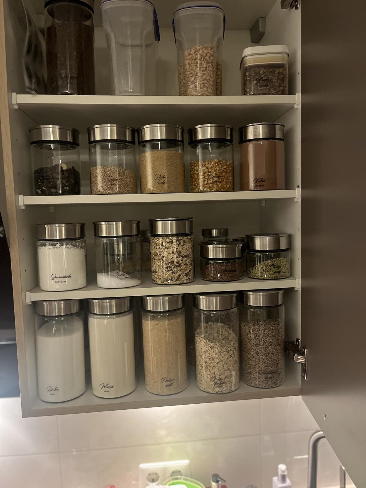 Endlich Ordnung in der Speisekammer